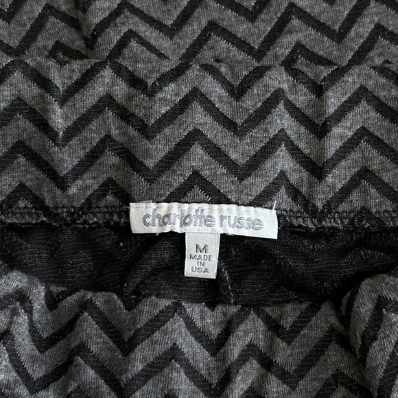 Charlotte Russe Y2K Chevron Zigzag A-Line Mini Skirt - Size M - Black & Gray - Picture 5 of 9